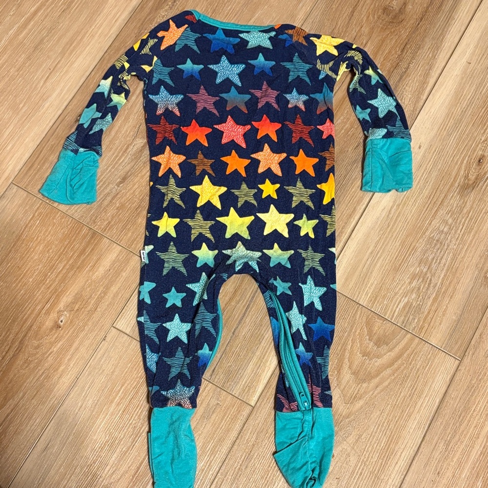 Little Sleepies Stars Footie - Picture 3 of 3